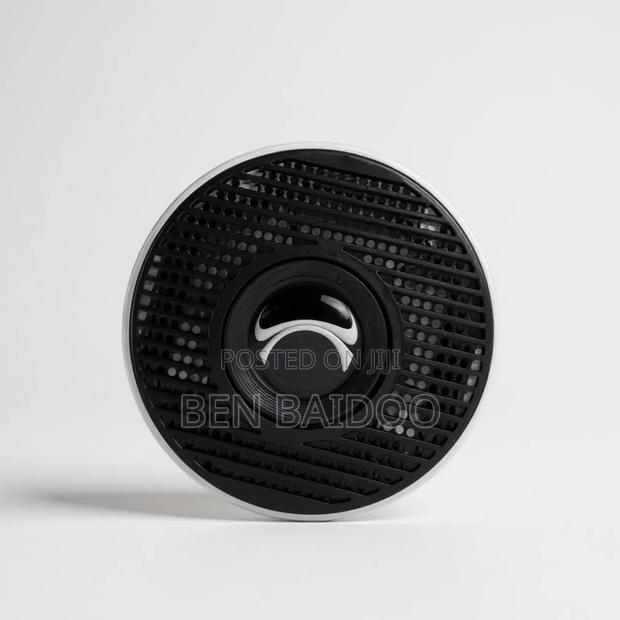 Ultra Hd Smart Projector (Clear Visuals) · Photo 2