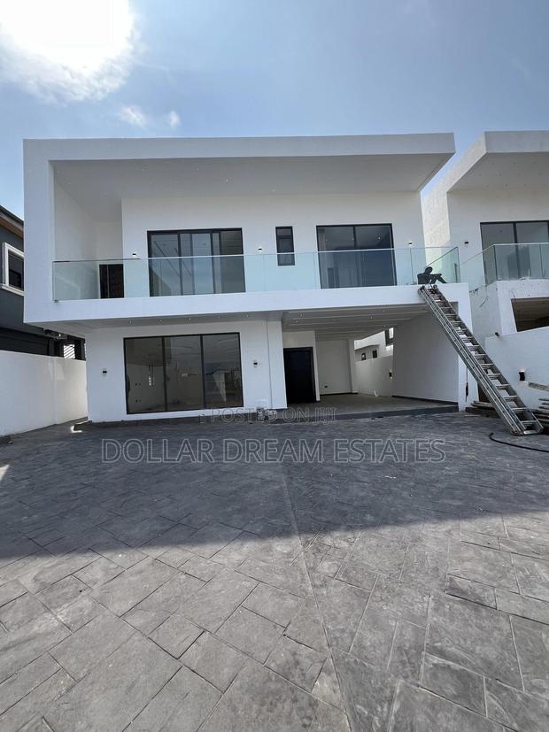 4bdrm House in Ashaley Botwe for sale · Photo 1