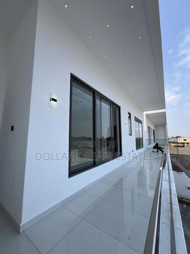 4bdrm House in Ashaley Botwe for sale · Photo 4