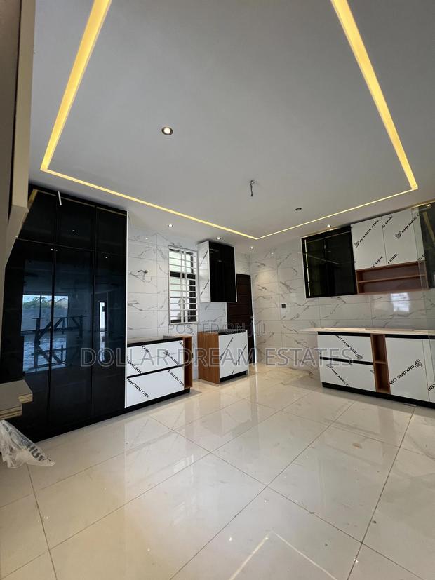 4bdrm House in Ashaley Botwe for sale · Photo 5