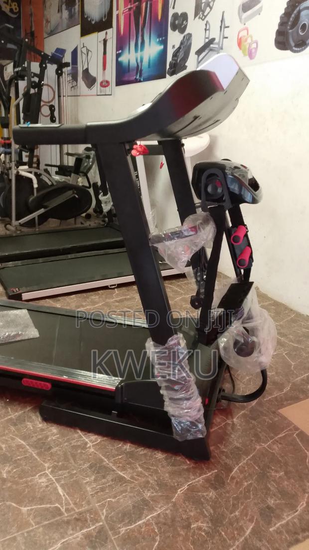 Treadmill With Massager/Dumbells · Photo 3