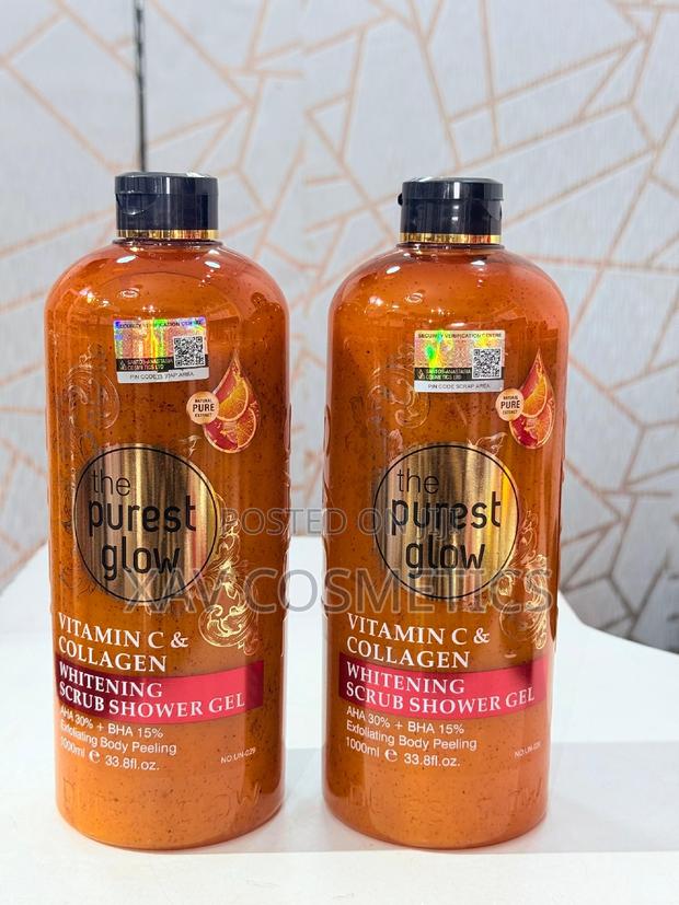 The Purest Glow Vitamin C and Collagen Scrub Shower Gel · Photo 1