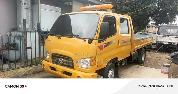 Hyundai Might Truck Double Cabin · Photo 2