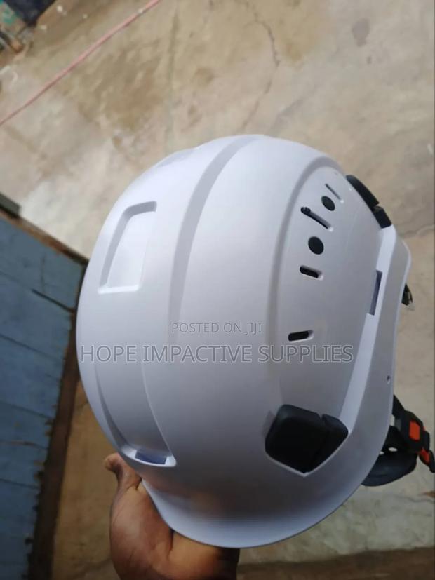 Safety Climbing Helmets. · Photo 1