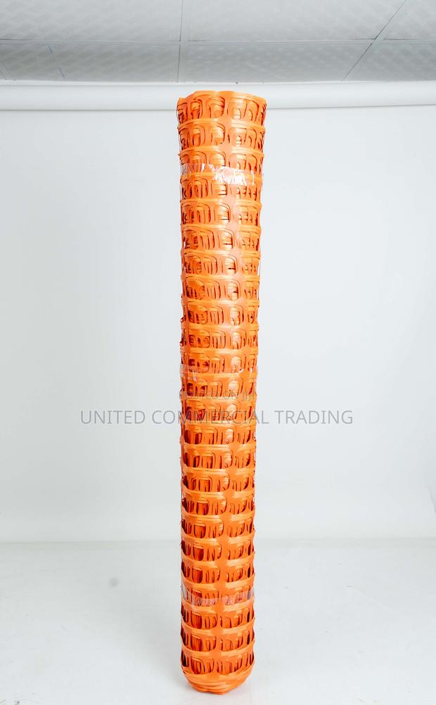 Orange Safety Mesh · Photo 3