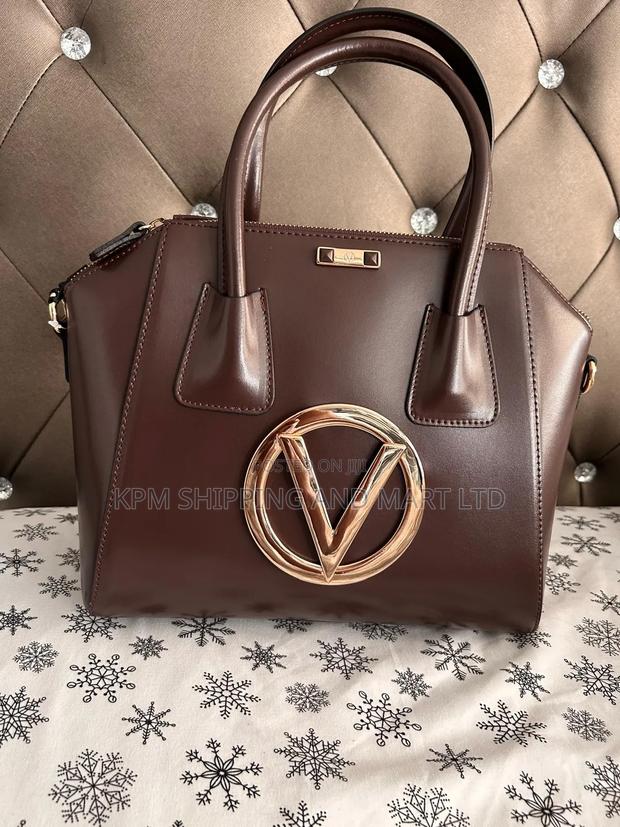 Valentino Hand Bag(Pre Order) · Photo 1