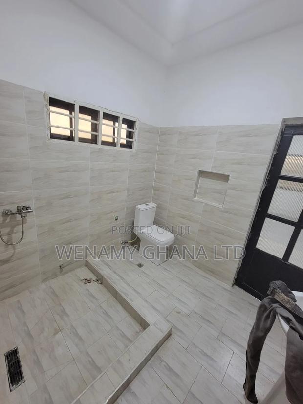 2bdrm Townhouse / Terrace in Community 25 for rent · Photo 5