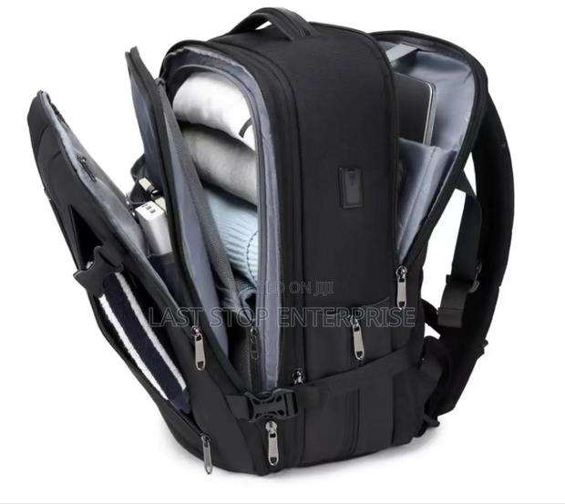 Classic Travelling Bag · Photo 3