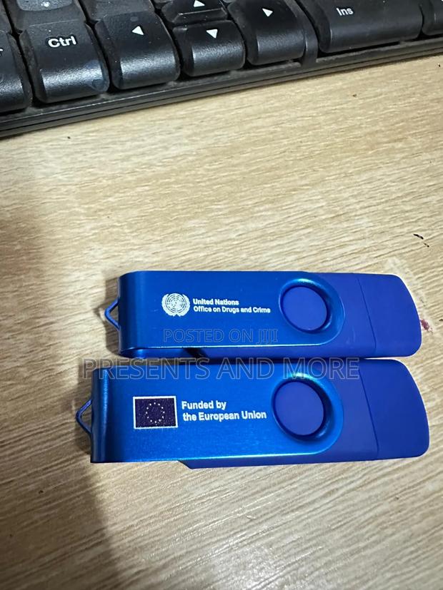 Pen Drivers · Photo 4