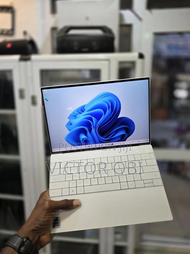 Laptop Dell XPS 13 9320 16GB Intel Core I7 SSD 1T · Photo 6