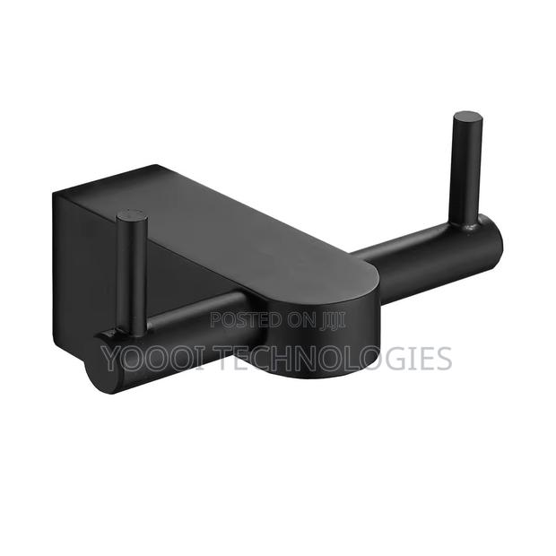 7pcs Rust Free Matte Black Bathroom Accessories Set · Photo 3