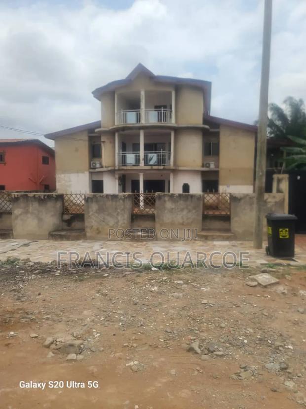 2bdrm Apartment in Francis Quarcoe, Taifa-Burkina for rent · Photo 1