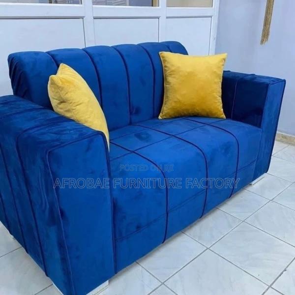 Plush Sofa Chair Affordable 2in1 for Luxury Homes · Photo 1