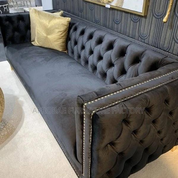 Premium Sofa Chair · Photo 1