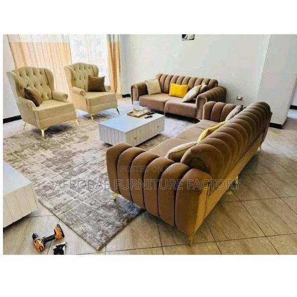 Quality and Affordable Accent Sofa Chair · Photo 1