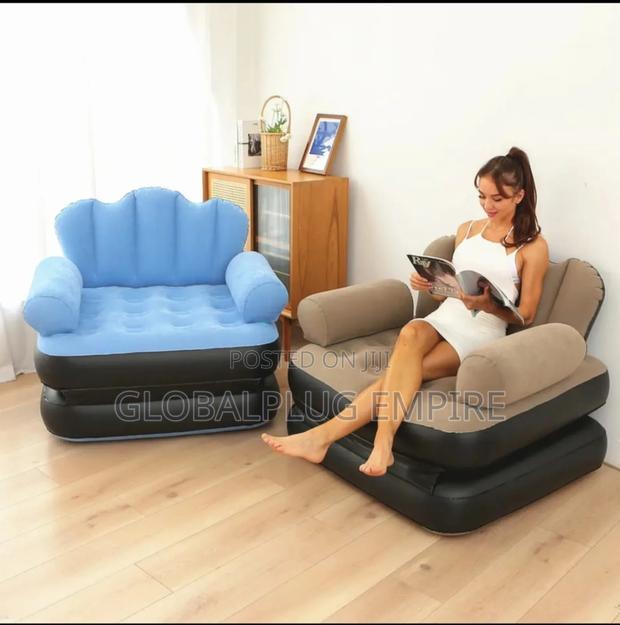 Inflatable Couch · Photo 2