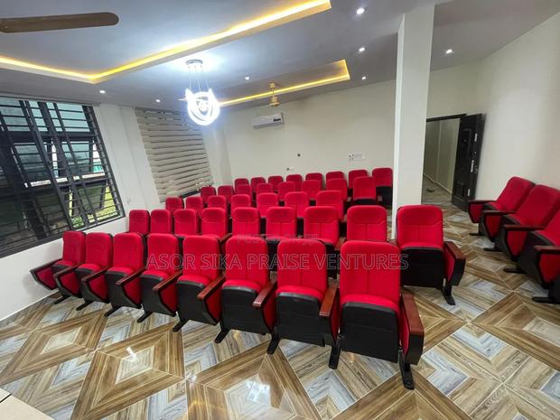 Conference Chair · Photo 1