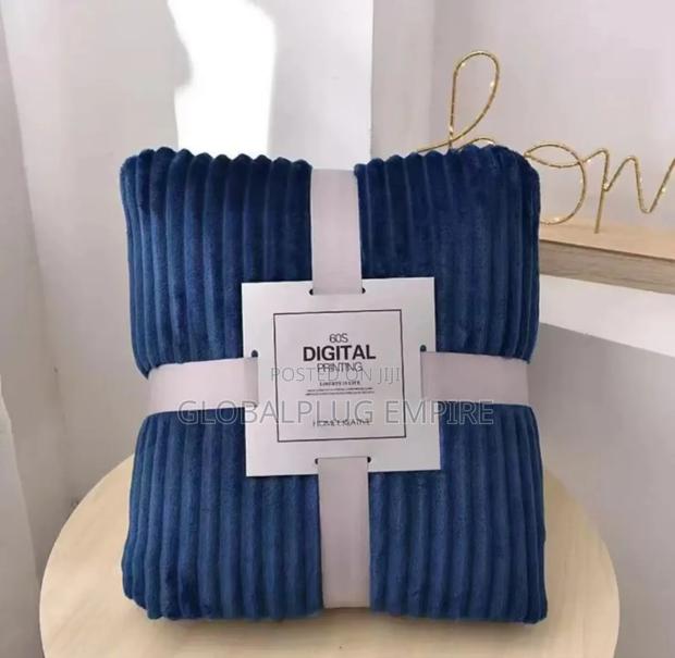 Ultra-Comfort Queen Size Blanket Soft, Warm Cozy · Photo 2