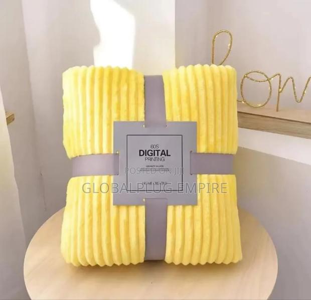 Ultra-Comfort Queen Size Blanket Soft, Warm Cozy · Photo 5