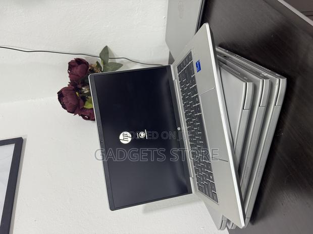 Laptop HP ProBook 430 G7 8GB Intel Core I5 SSD 256GB · Photo 2