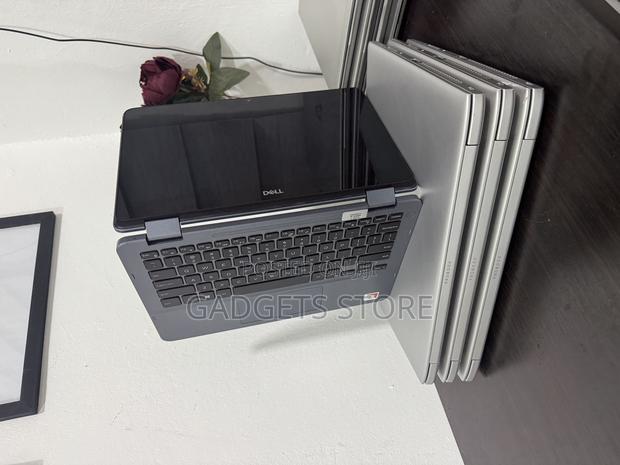 Laptop Dell Inspiron 11Z 4GB Intel SSD 60GB · Photo 3