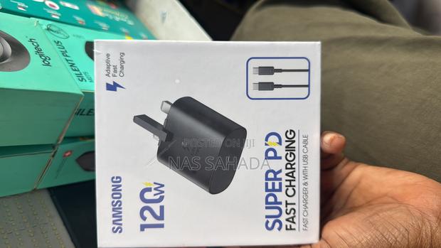 Type C Charger · Photo 2