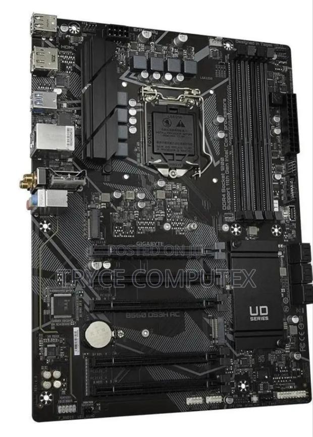 Gigabyte 10th/11th Generation Motherboard · Photo 1