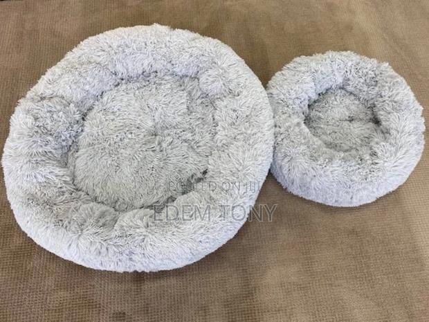 XXL Pet Calming Bed · Photo 4
