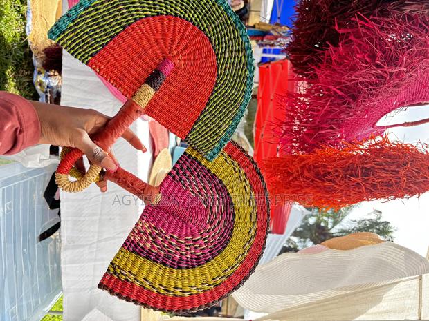 Bolga Handfan · Photo 2