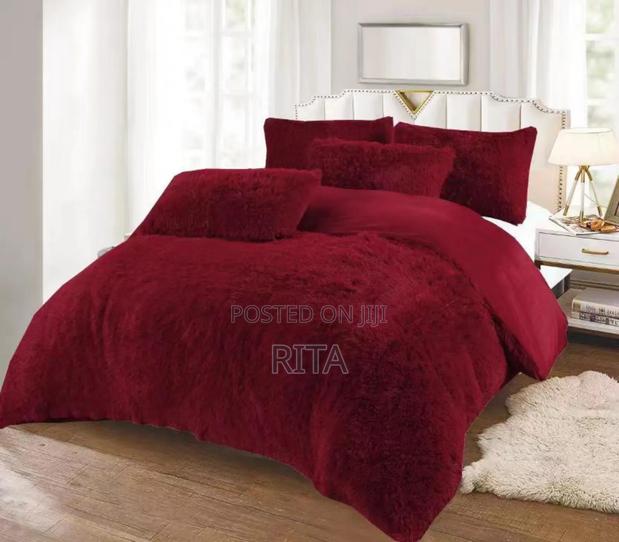 Fluffy Duvet 6 Piece Set · Photo 1