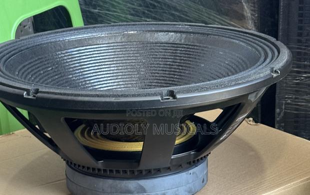 RCF Double Magnet 18-Inches Spreaker · Photo 3