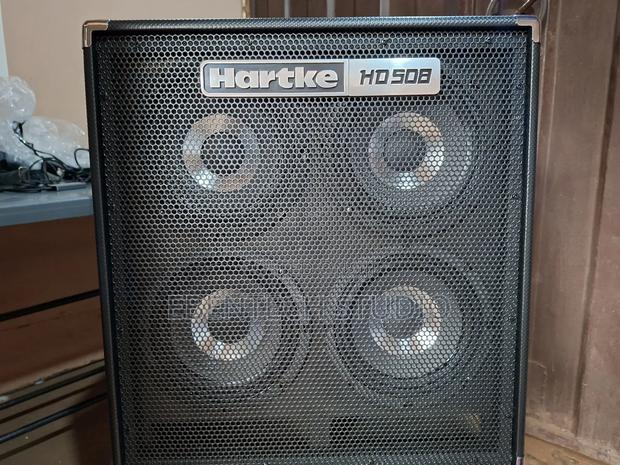 Bass Guitar Amp Combo Hartke Hd508 for Rent · Photo 1