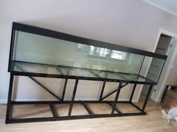 Angle Bar Metallic Glass Aquarium · Photo 1