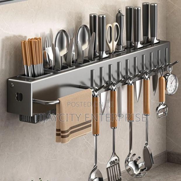 Knife and Cutlery Set Holder · Photo 1