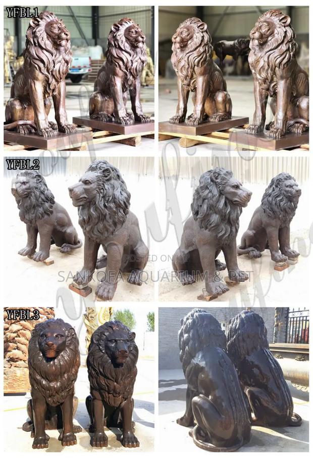 Ultra Classic Modern Lion Statue · Photo 1