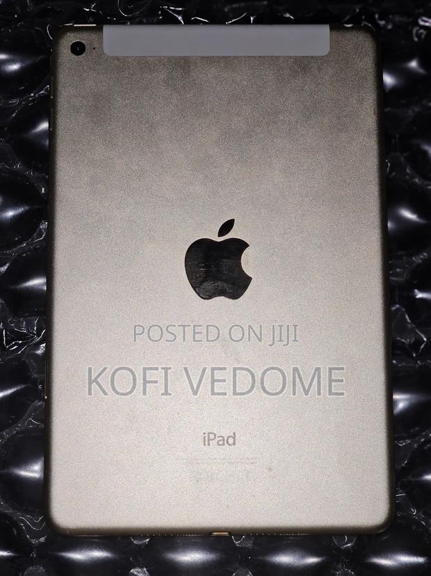 Apple iPad mini 4 128 GB · Photo 3