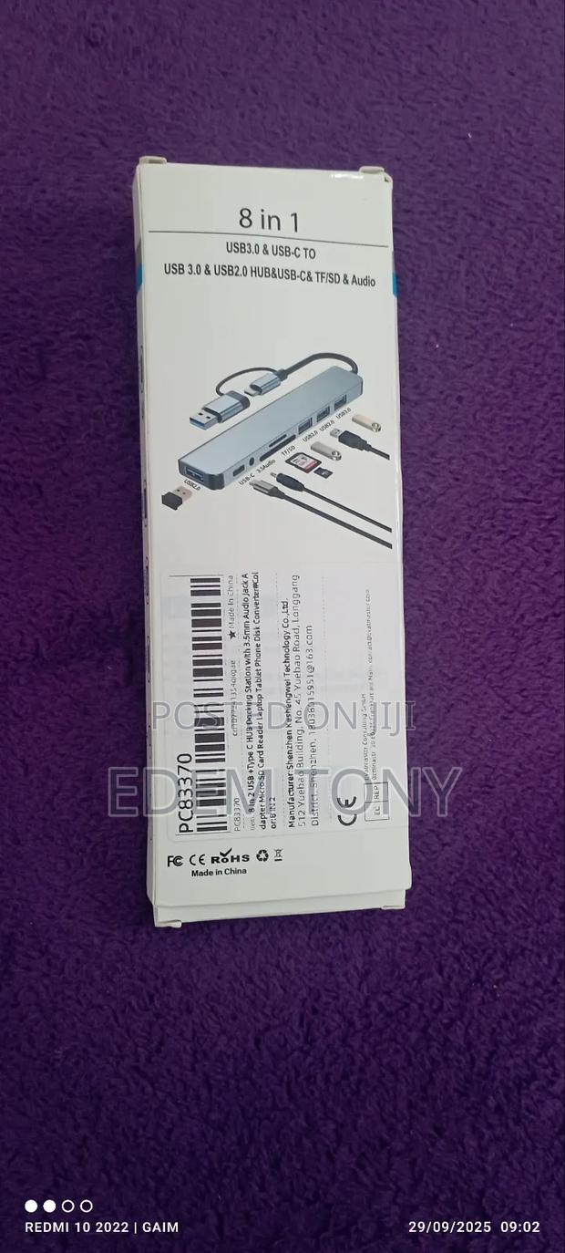 Type C/ Usb Adapter 8 in 1 · Photo 2