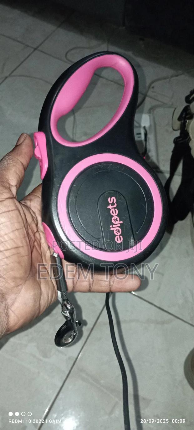 Retractable Dog Leash. · Photo 2