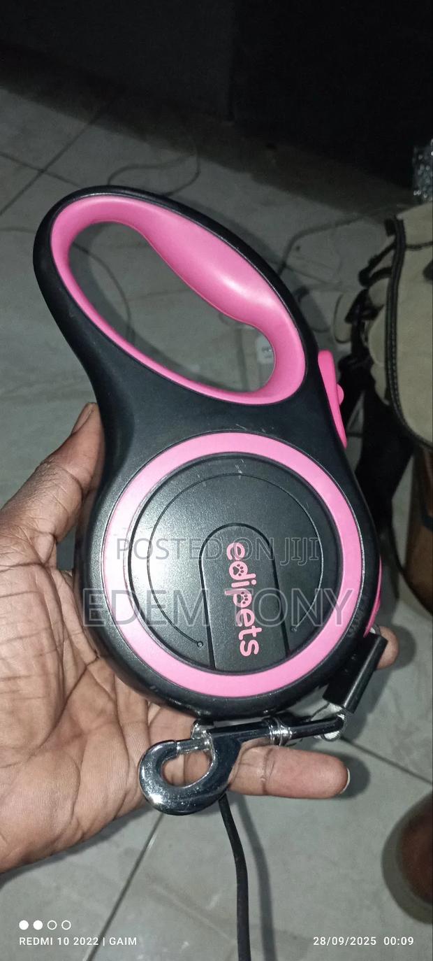 Retractable Dog Leash. · Photo 3