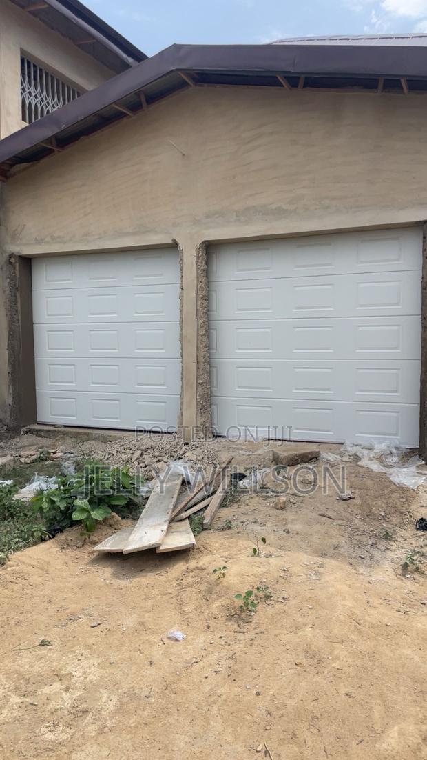 9 X 8 Garage Double Door · Photo 1