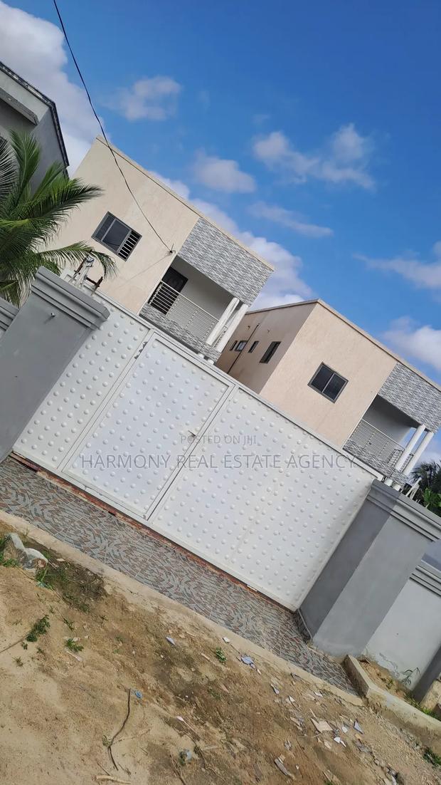 4bdrm House in Haatso for sale · Photo 5