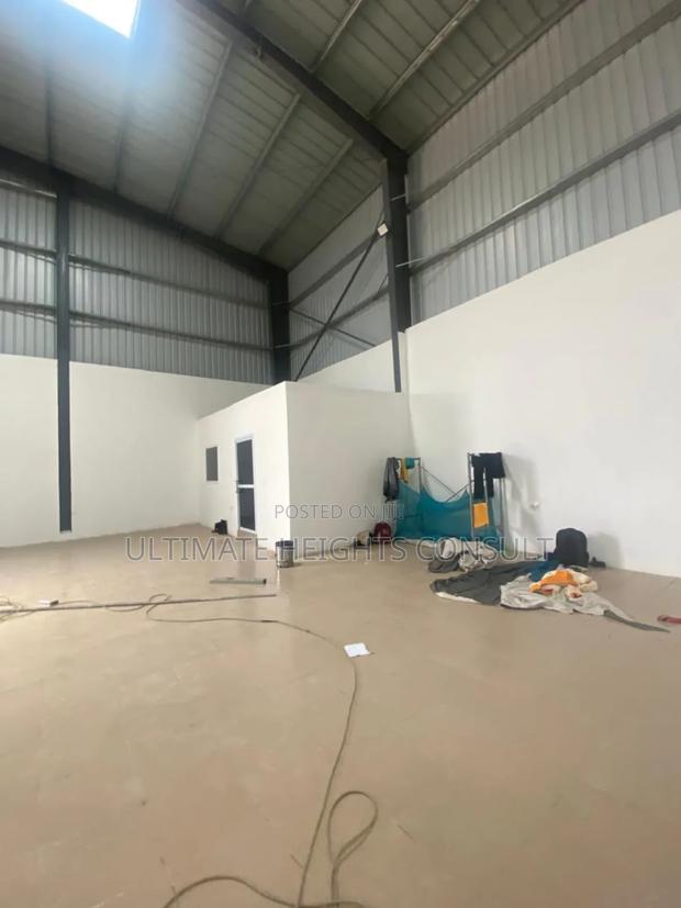 1300 Square Meters Warehouse for Rent at Westland · Photo 2