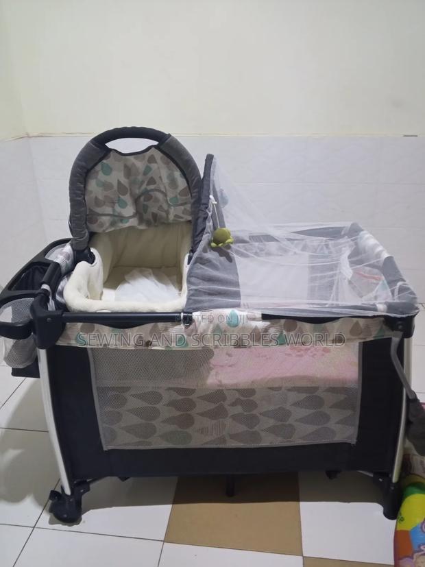 Bady's Crib/Cot · Photo 1