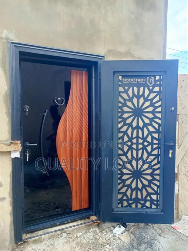 Latest Turkish Single Door With Trap Door · Photo 1