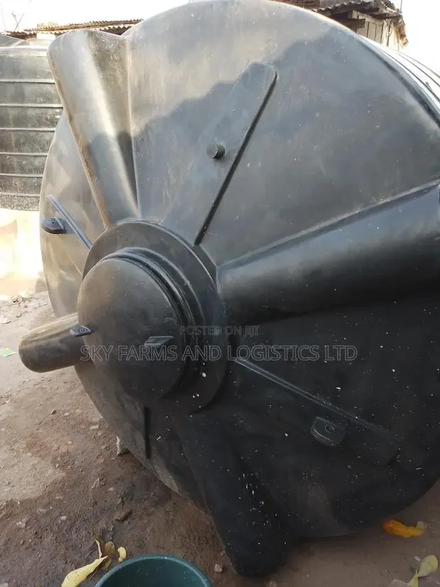 Polytank Cleaning · Photo 1