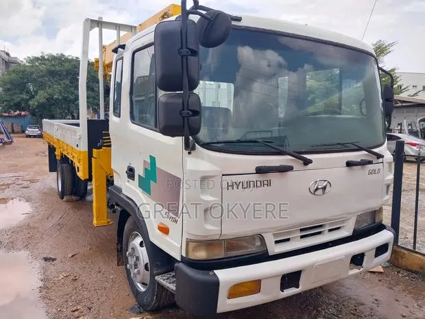 Hyundai Crane · Photo 1