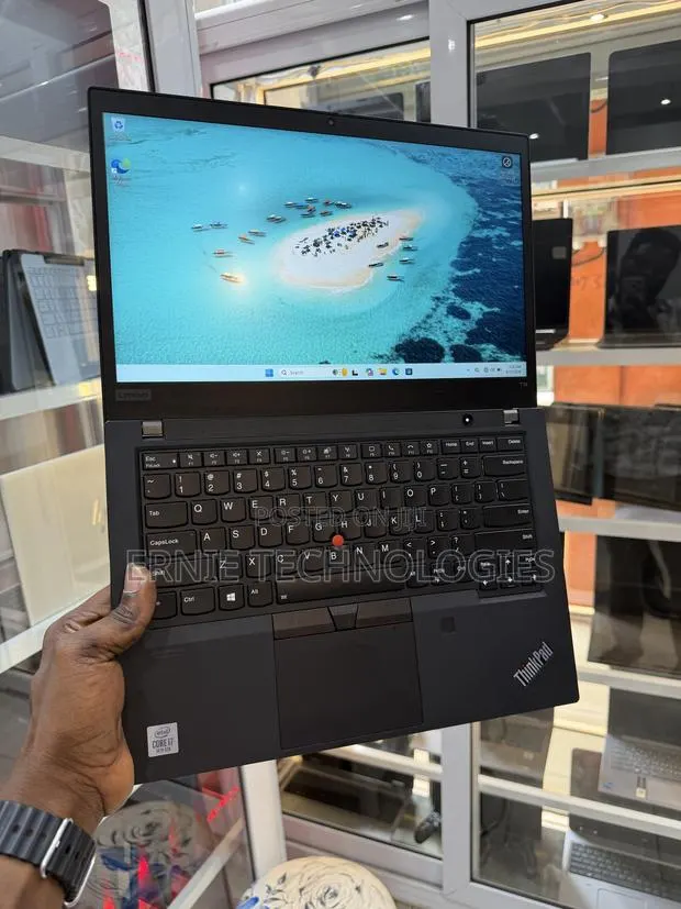 Laptop Lenovo ThinkPad T14 16GB Intel Core i7 SSD 256GB · Photo 1