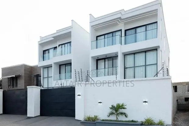 Furnished 4bdrm House in Accra Metropolitan for sale · Photo 1
