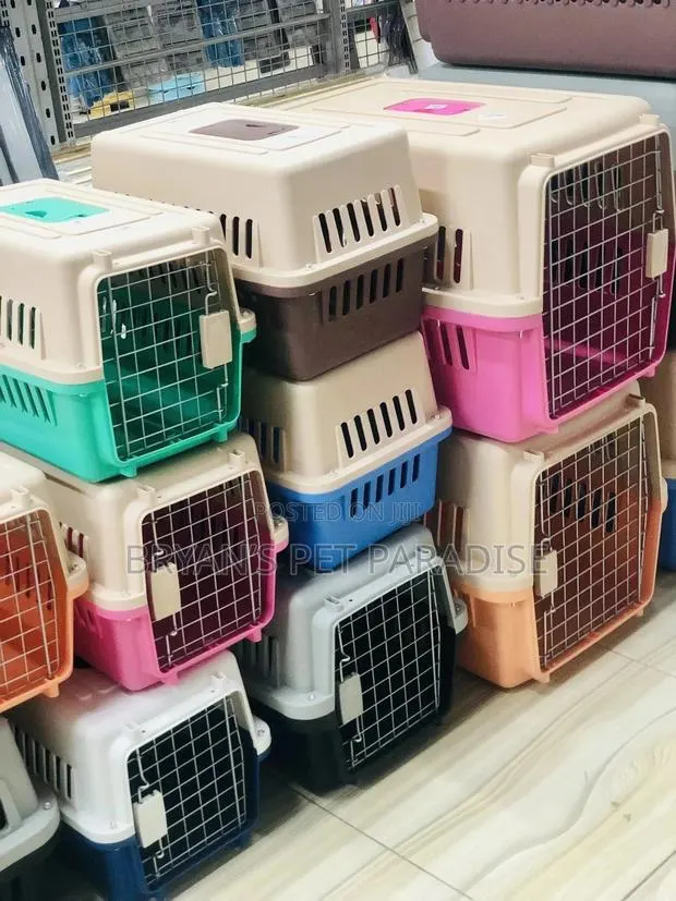 Small Size Plastic Cages · Photo 1
