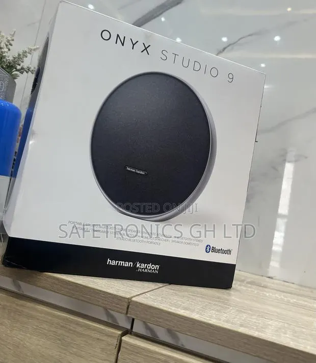 Shop Away Bluetooth Harman Kardon Onyx Studio 9 Speaker · Photo 1